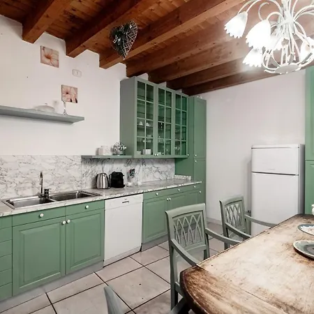 Domus Bella - By Myhomeincomo Apartament Como