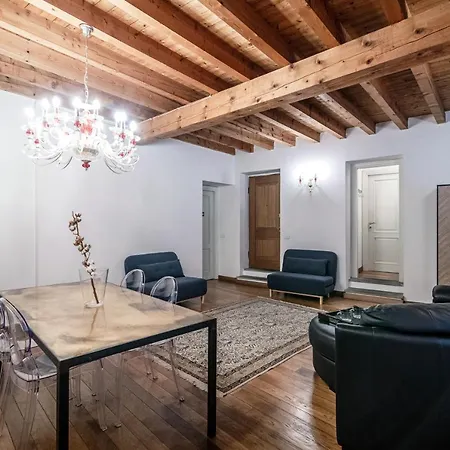 Domus Bella - By Myhomeincomo Apartament *